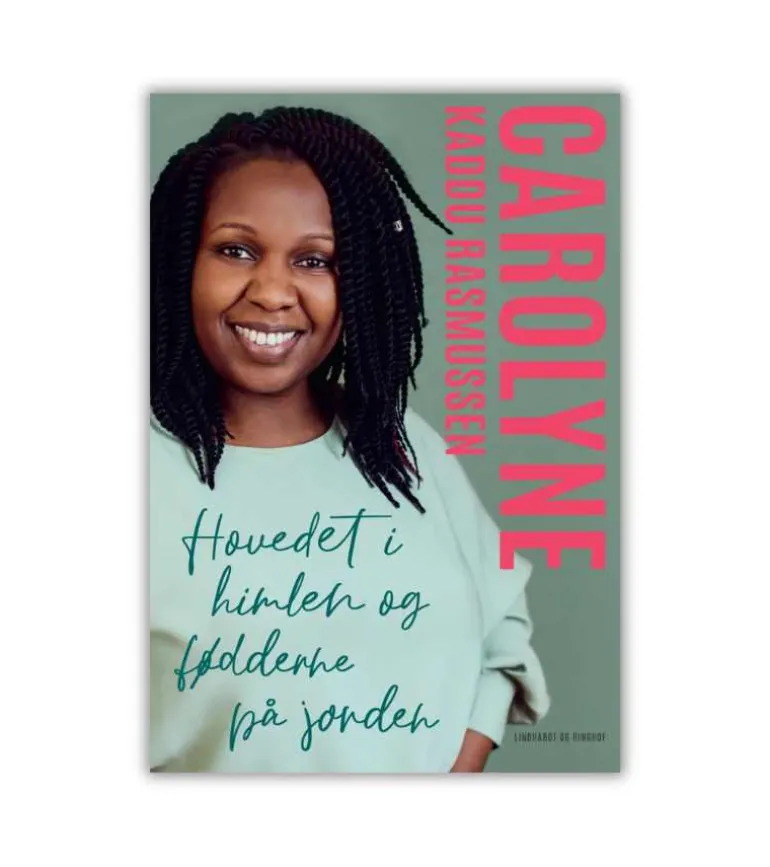 Hovedet i himlen og fødderne på jorden af Carolyne Kaddu Rasmussen