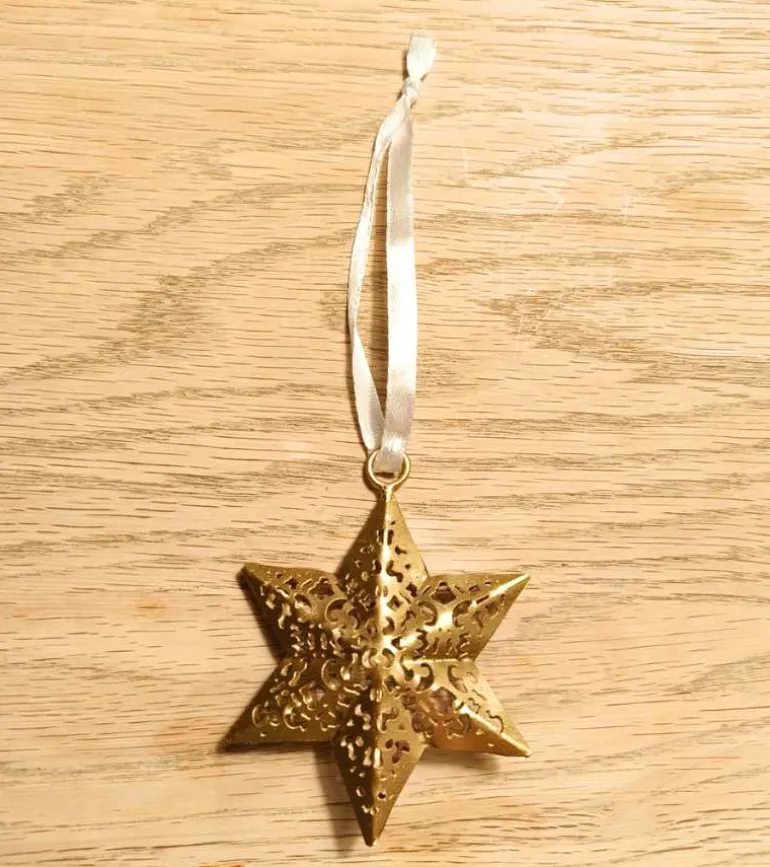 Ophæng, Stjerne guld med hulmønster, 8 cm